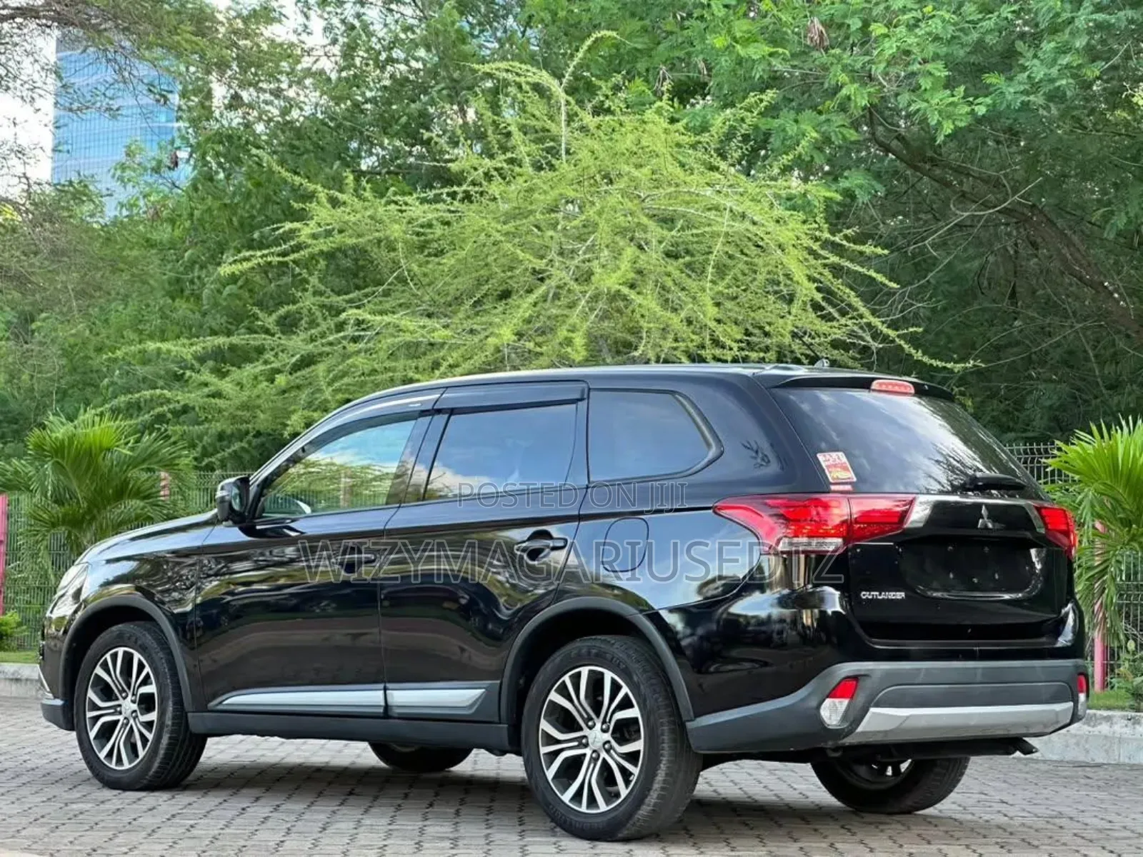 Mitsubishi Outlander 2016 Burgundy