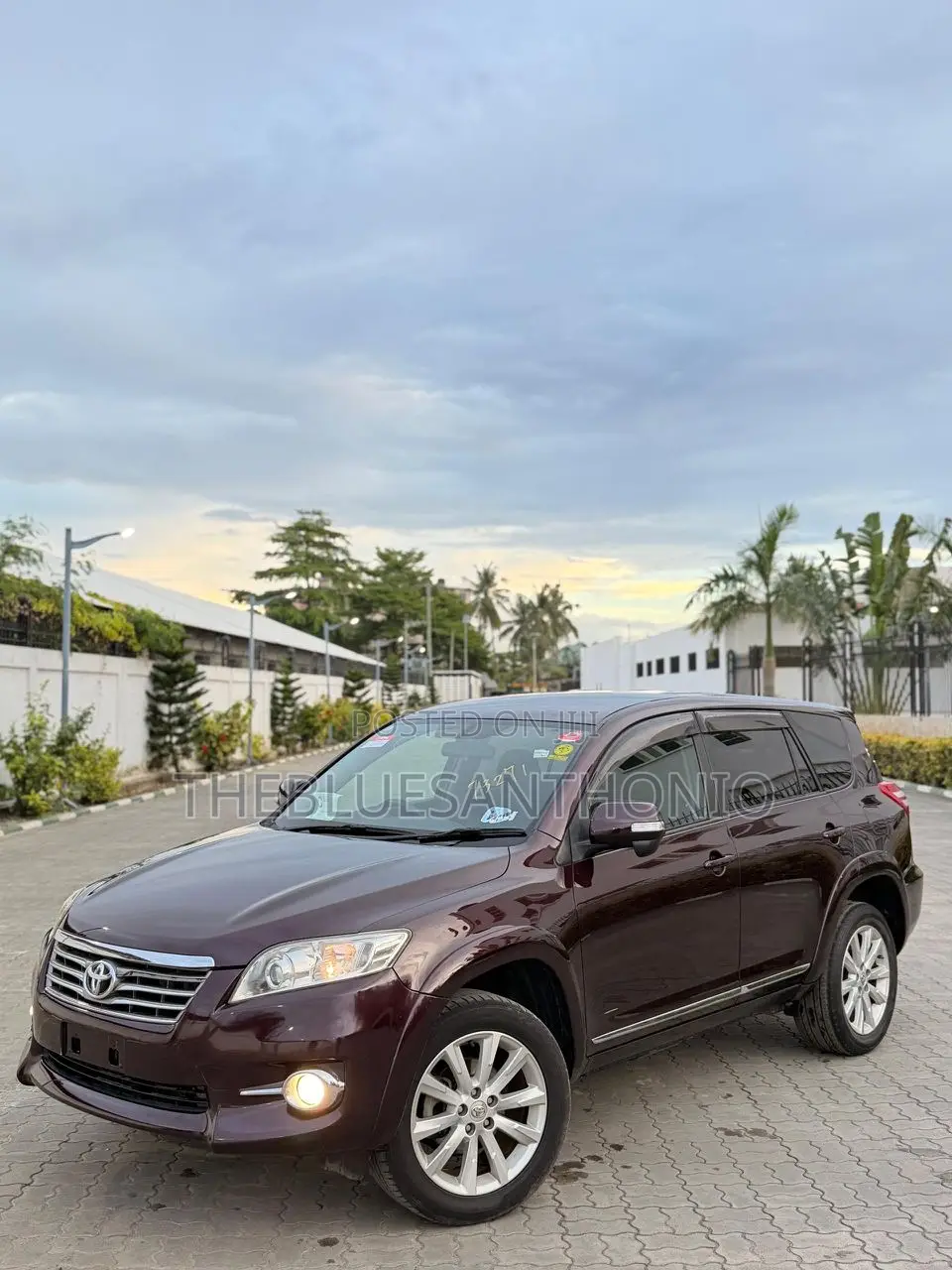 Toyota Vanguard 2010 Black