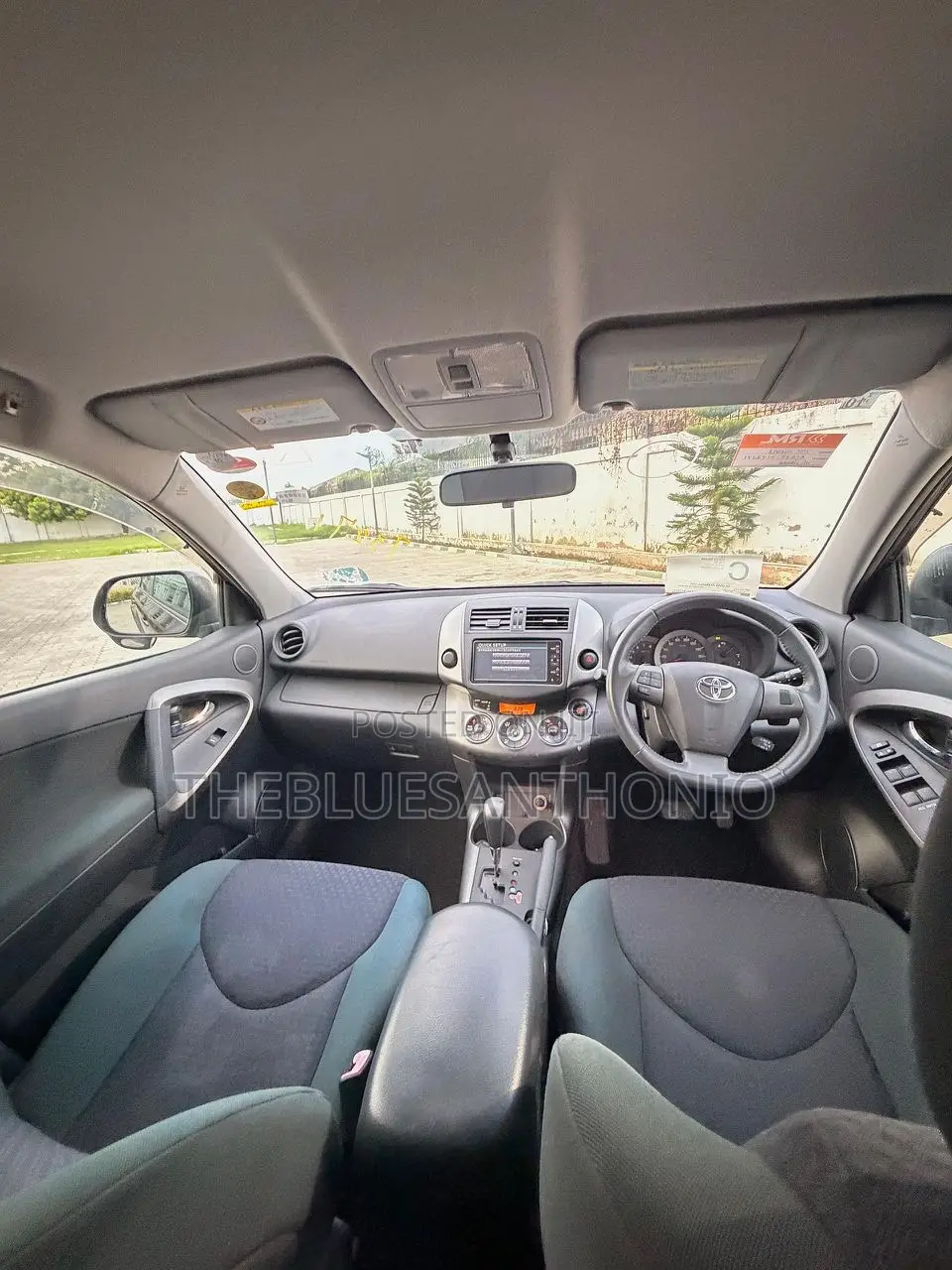 Toyota Vanguard 2010 Black