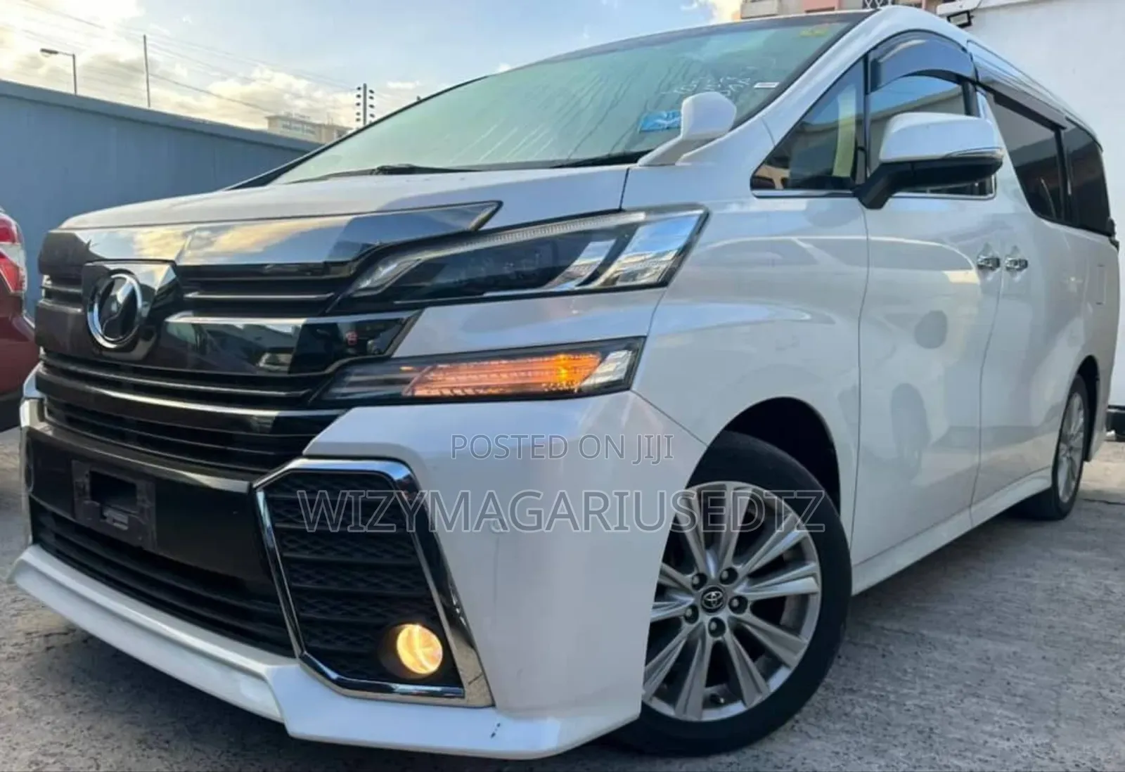 Toyota Alphard 2015 Off white