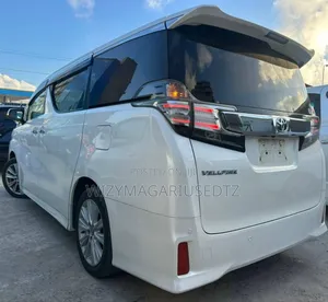 Toyota Alphard 2015 Off white