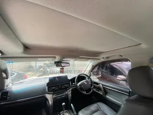 Toyota Land Cruiser 2017 Pearl