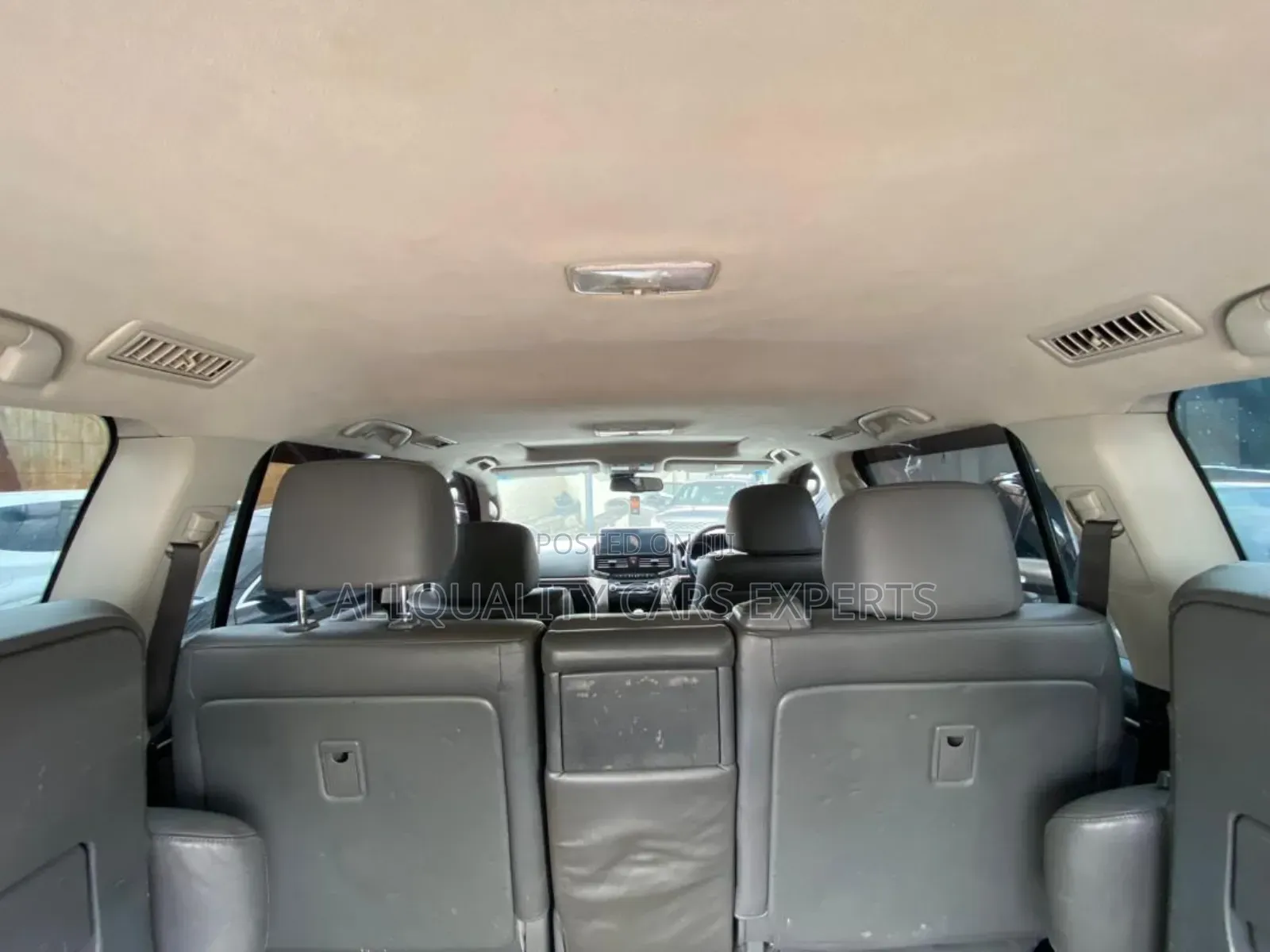 Toyota Land Cruiser 2017 Pearl