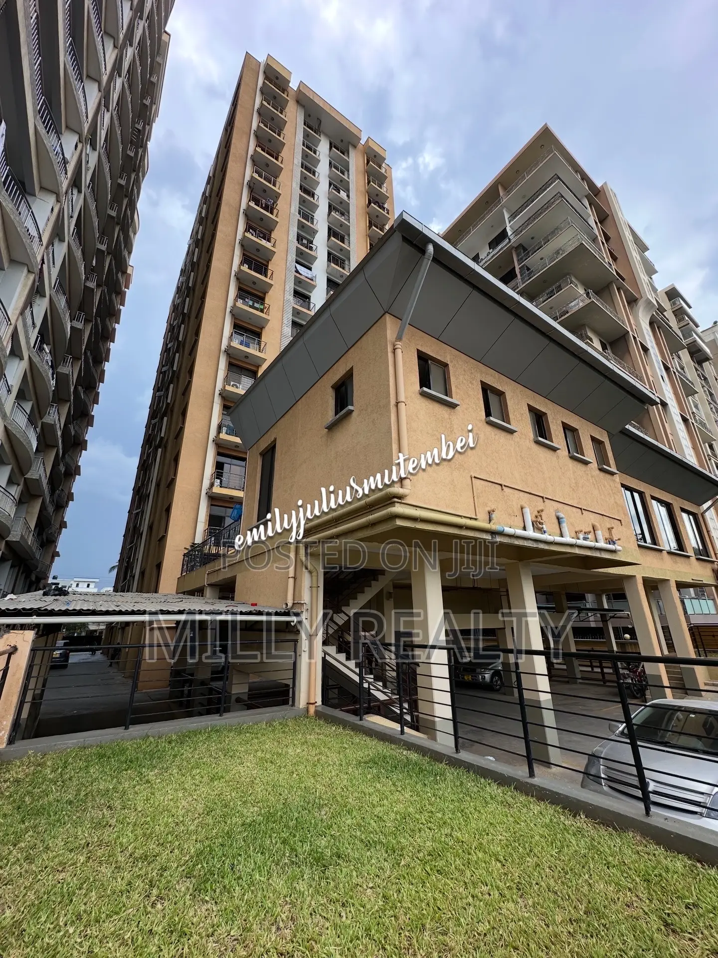 3bdrm Apartment in Upanga Mindu Street for sale