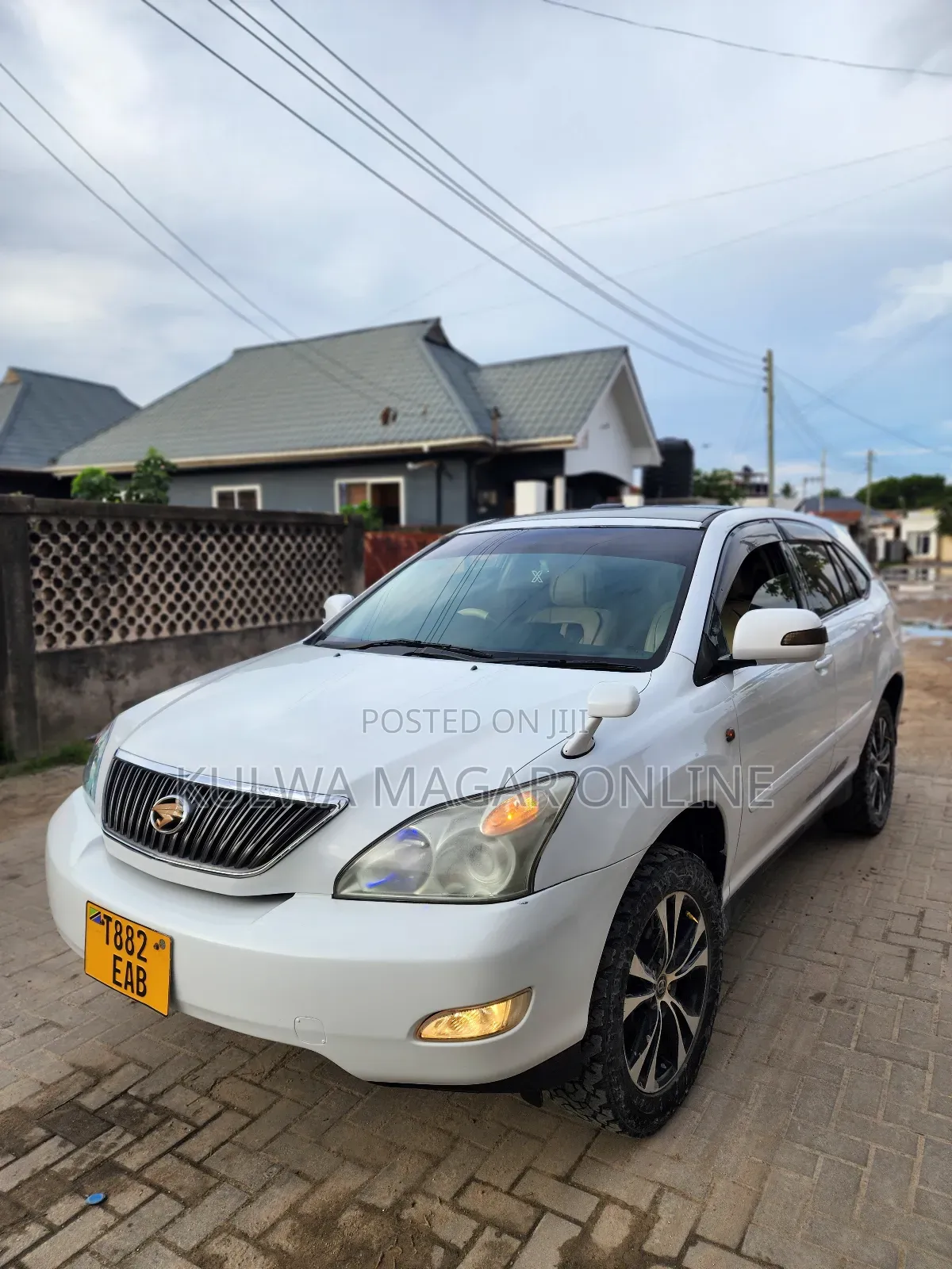 Toyota Harrier 2006 White