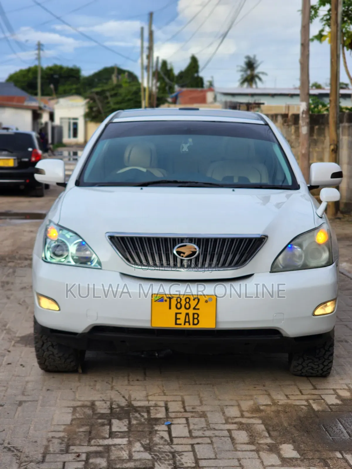 Toyota Harrier 2006 White