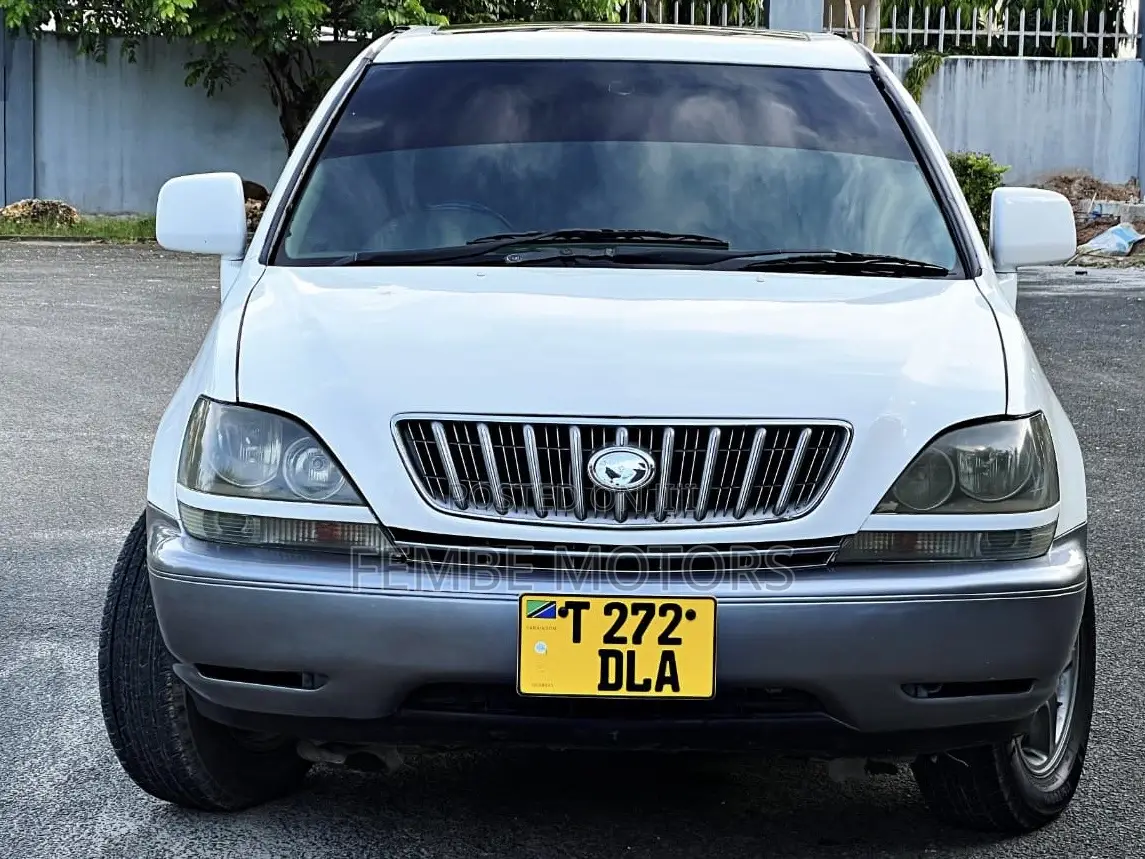 Toyota Harrier 1999 White