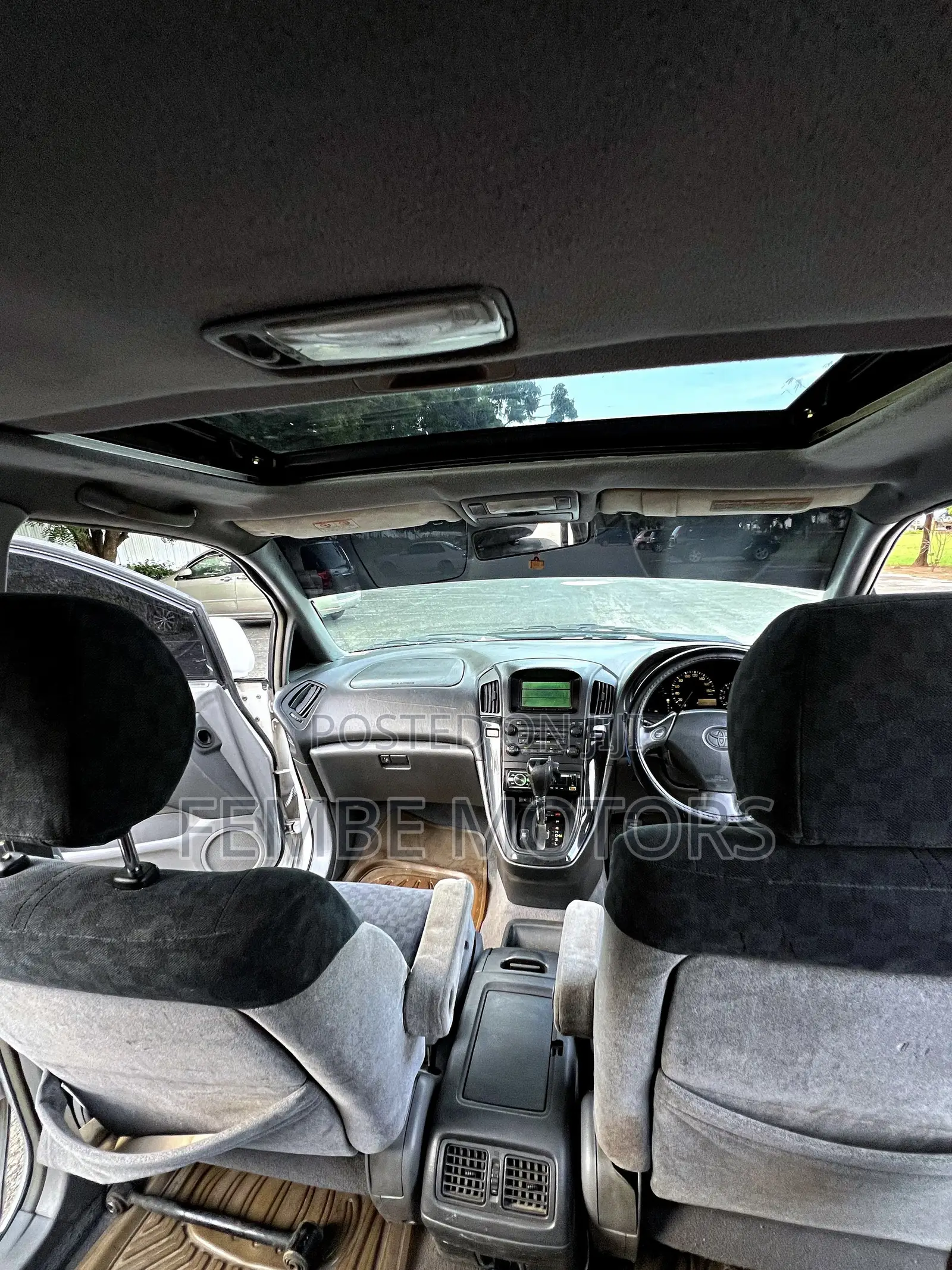 Toyota Harrier 1999 White