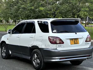 Toyota Harrier 1999 White