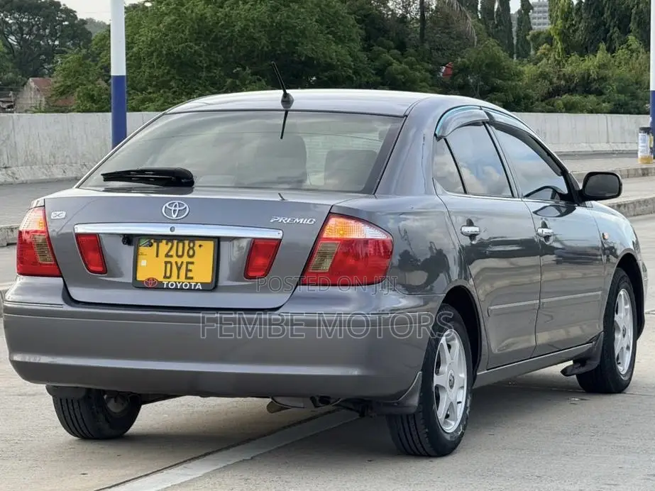 Toyota Premio 2004 Gray
