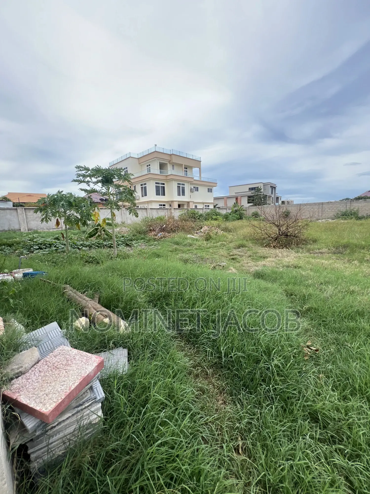 Plot for Sale CQMT