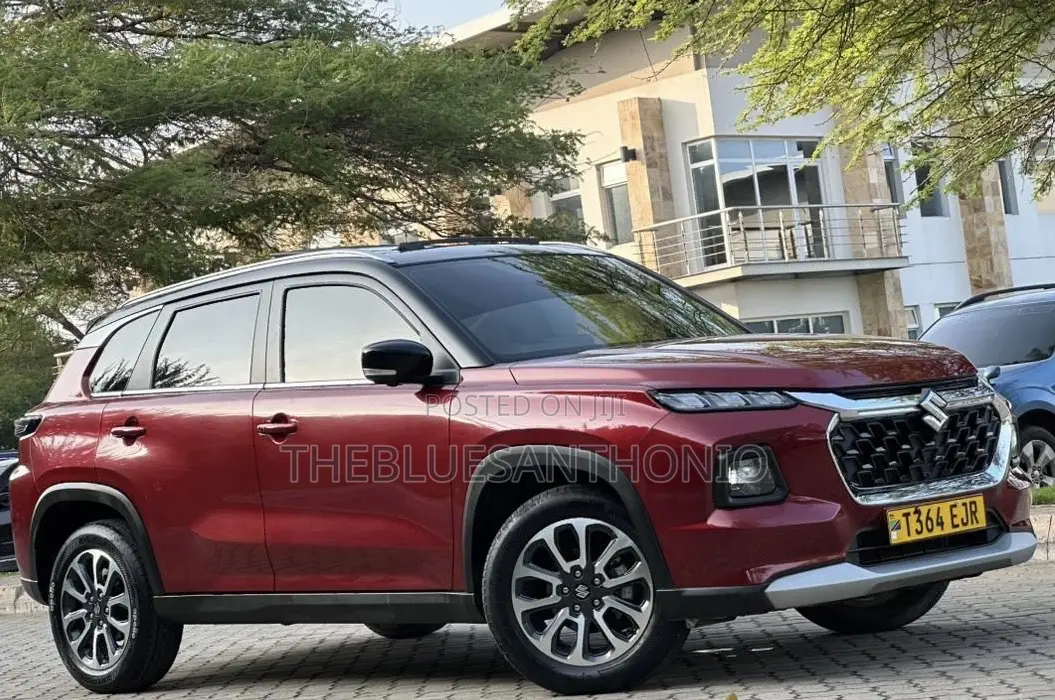 Suzuki Vitara 2023 Red