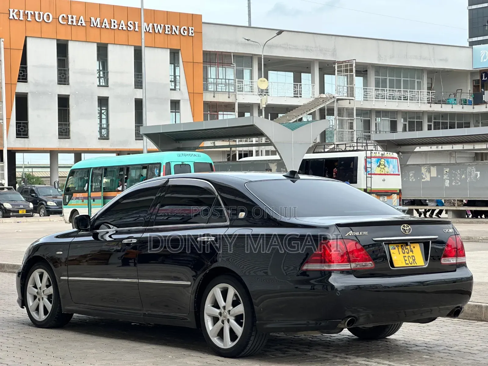 Toyota Crown 2006 Black