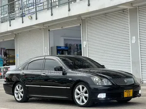 Toyota Crown 2006 Black