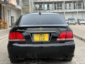 Toyota Crown 2006 Black