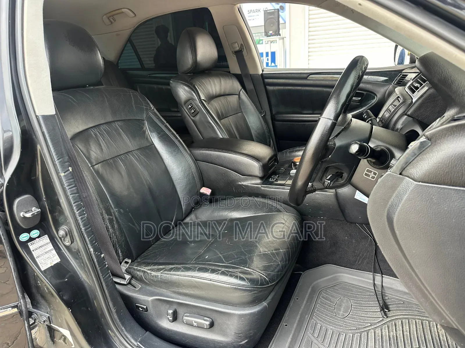 Toyota Crown 2006 Black