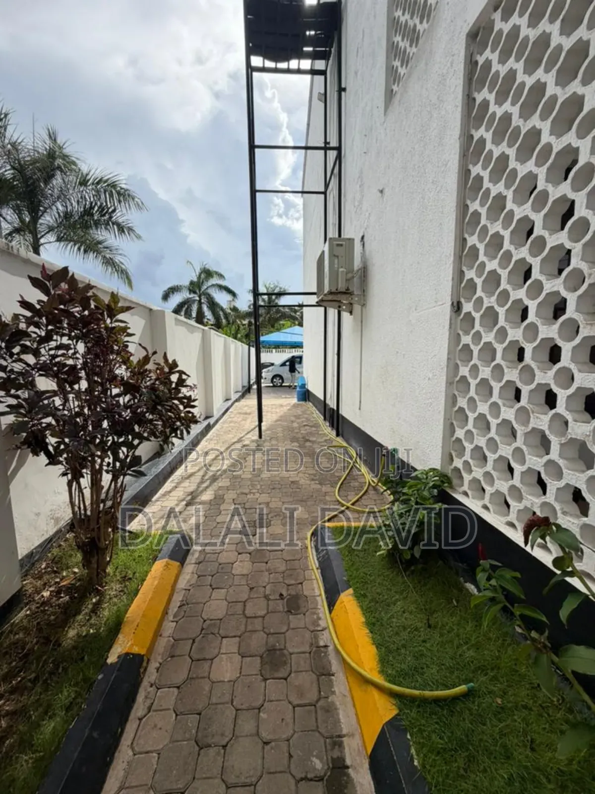 Furnished 4bdrm Villa in Masaki for rent