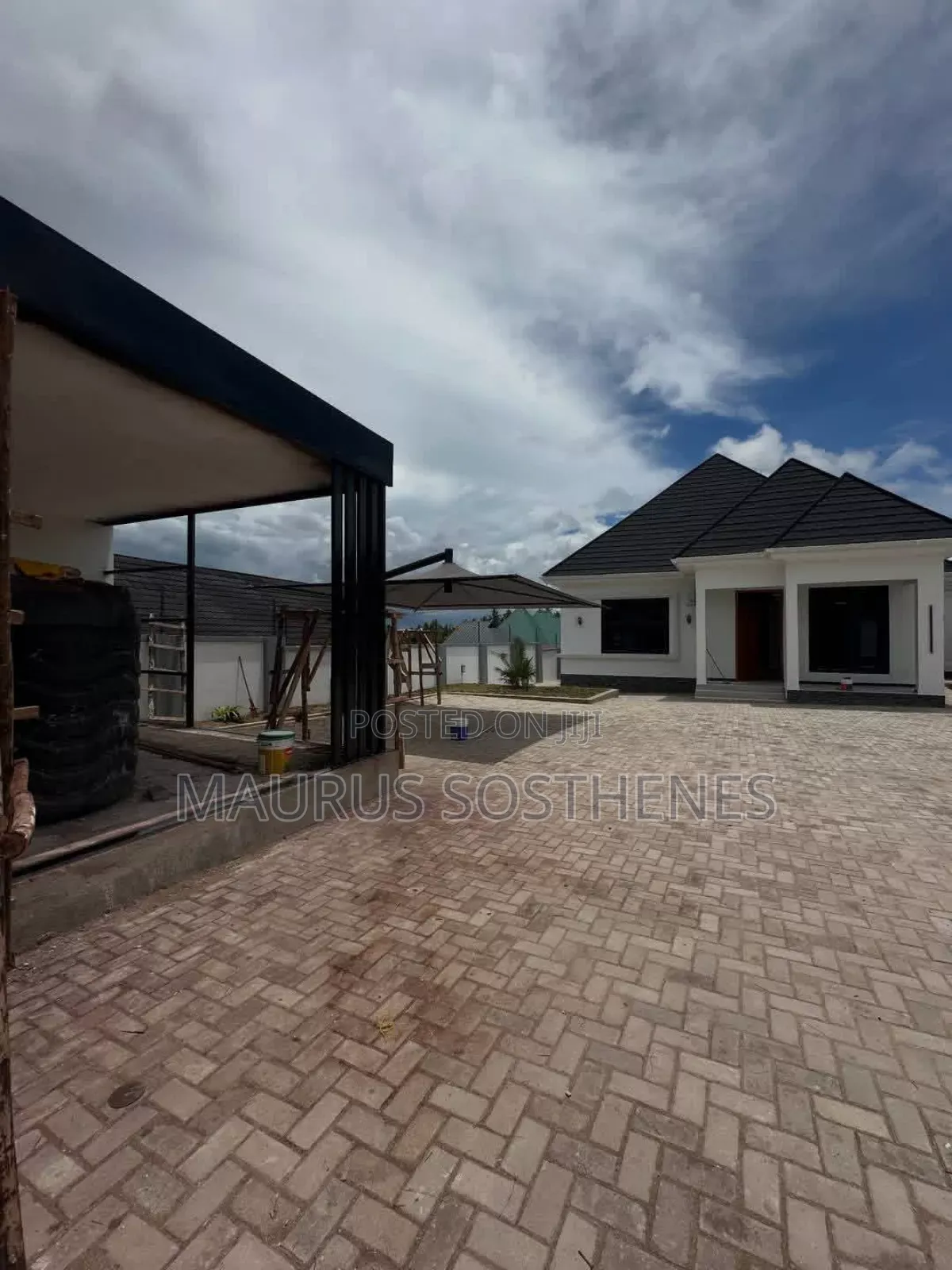 4bdrm House in Goba Lastanza for sale