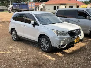 Subaru Forester 2013 White