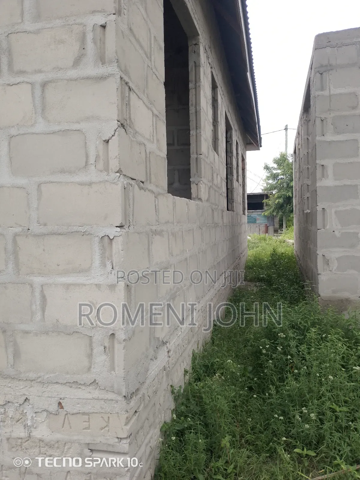 4bdrm Apartment in Tanzania Daresalaam, Ilala for sale