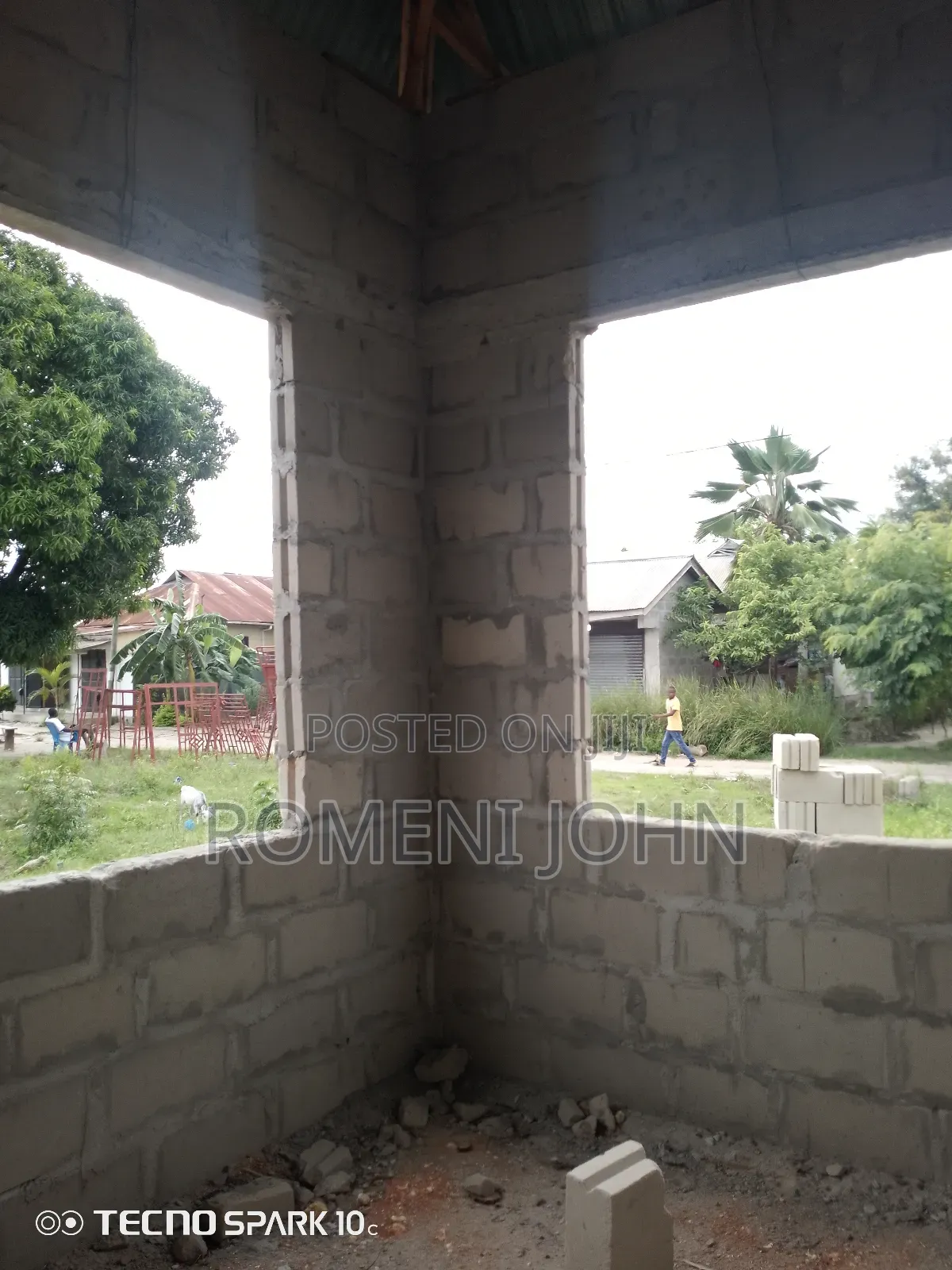 4bdrm Apartment in Tanzania Daresalaam, Ilala for sale