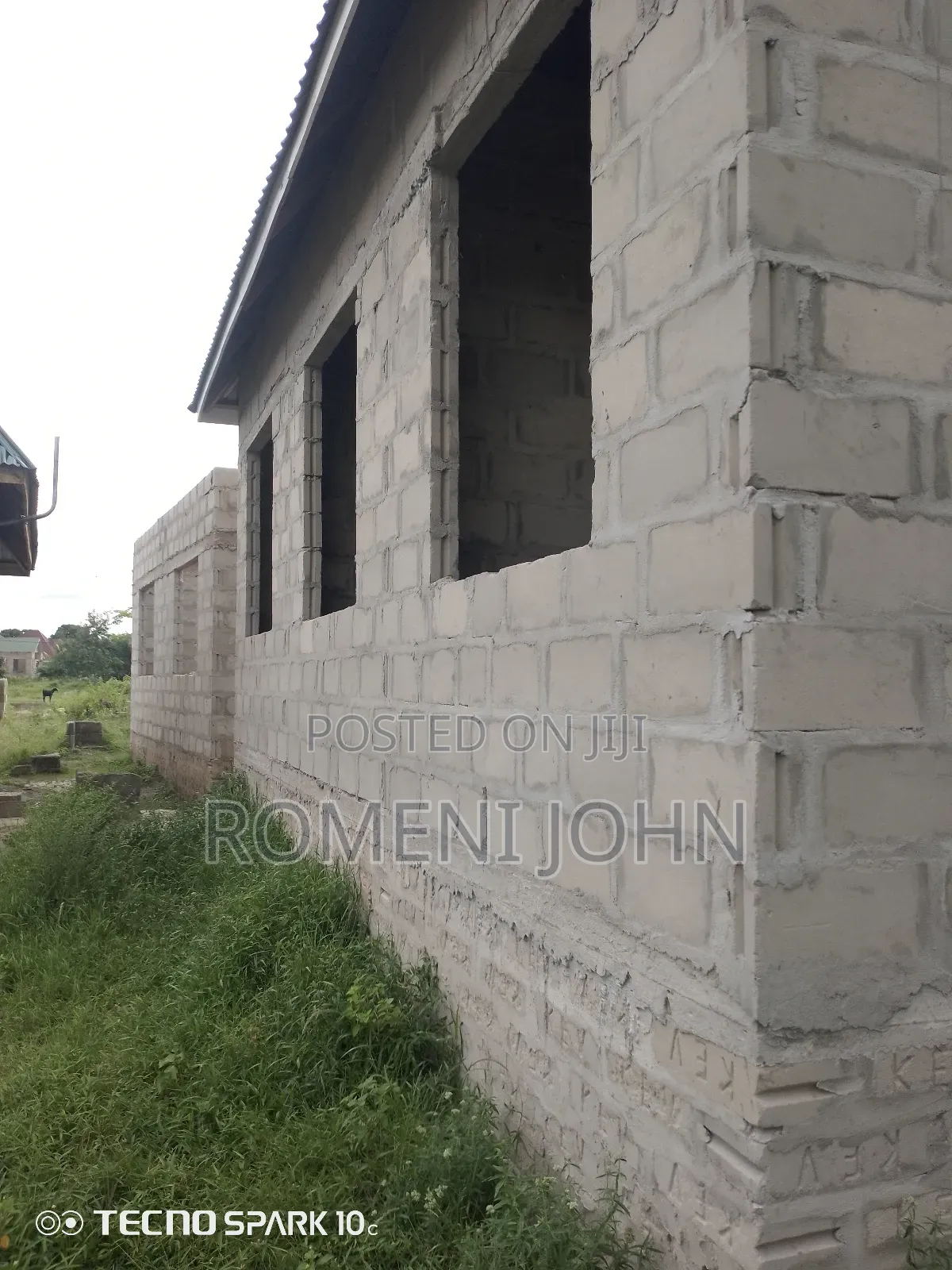 4bdrm Apartment in Tanzania Daresalaam, Ilala for sale