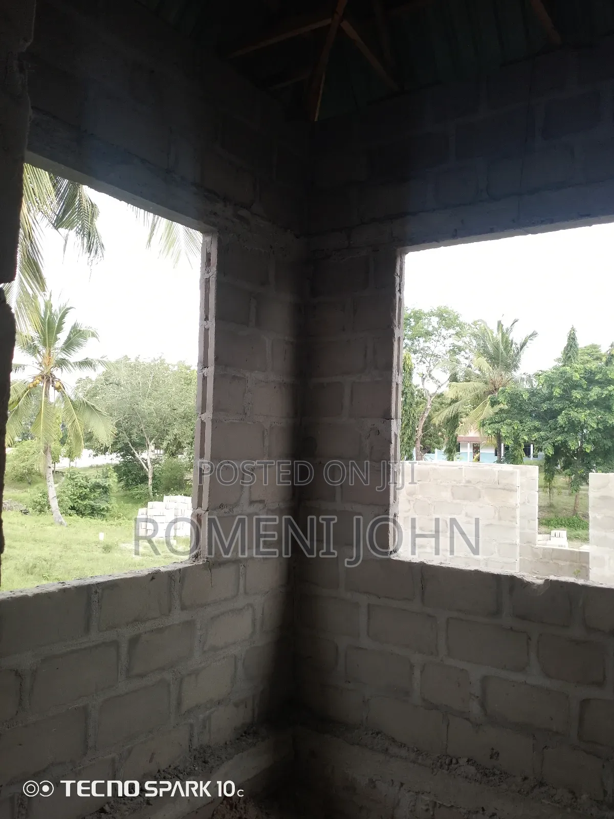 4bdrm Apartment in Tanzania Daresalaam, Ilala for sale