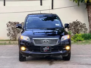 Toyota Vanguard 2010 Black