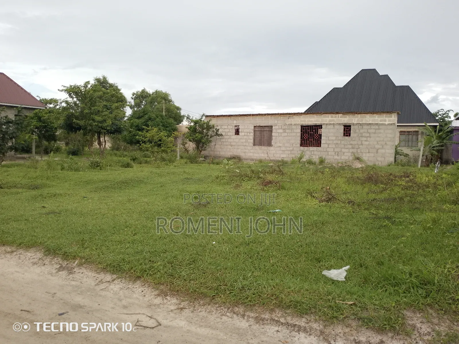 Kiwanja Sqmita 144 Kinauzwa Milioni 3.6 Majohe Viwege.