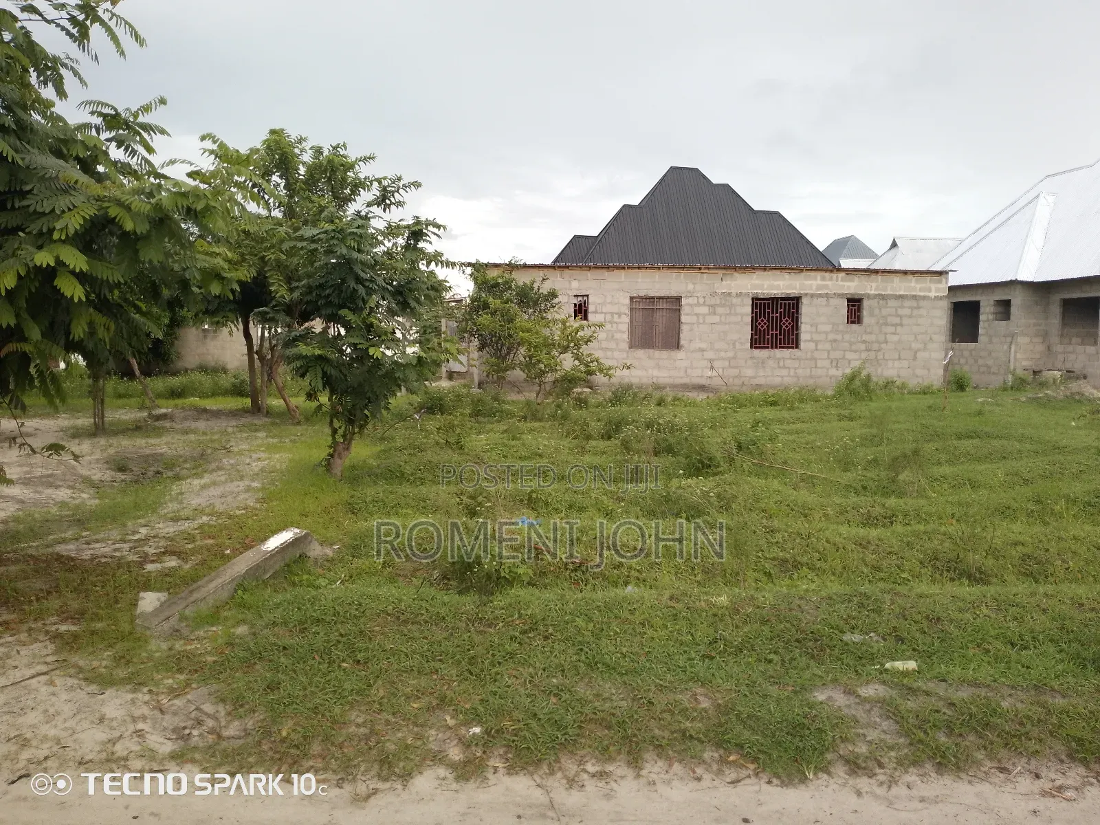 Kiwanja Sqmita 144 Kinauzwa Milioni 3.6 Majohe Viwege.