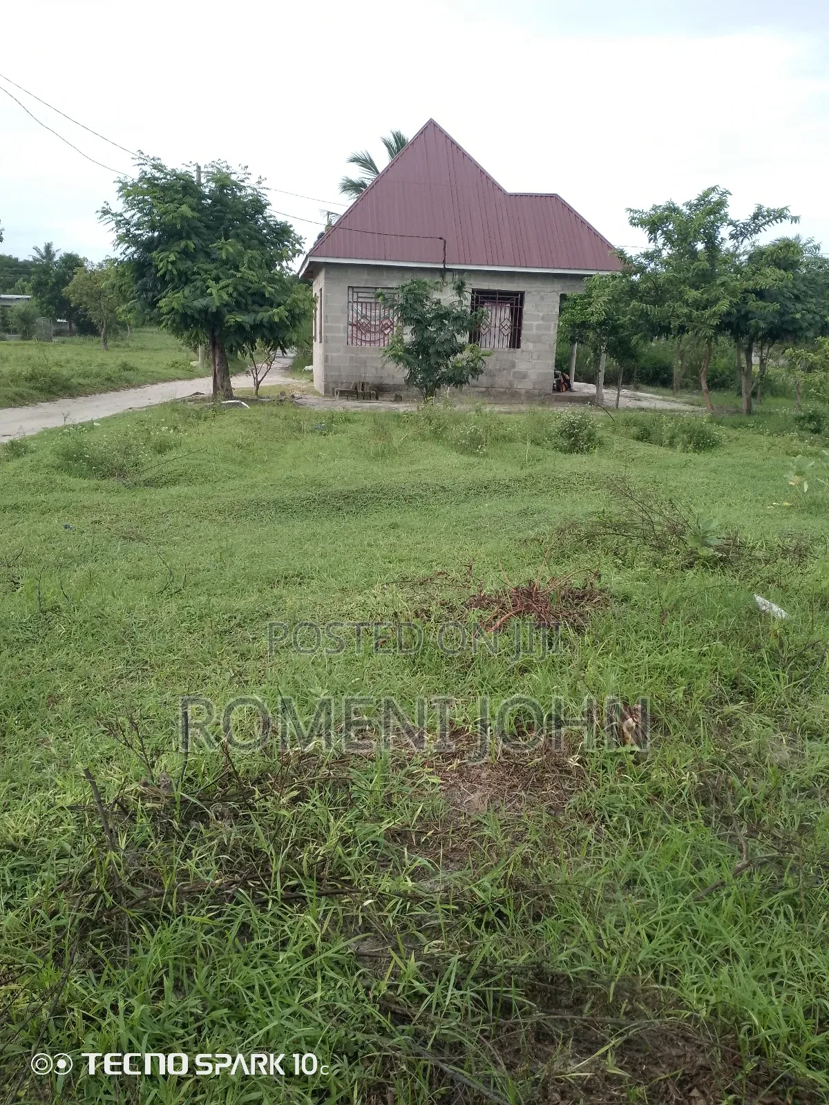 Kiwanja Sqmita 144 Kinauzwa Milioni 3.6 Majohe Viwege.