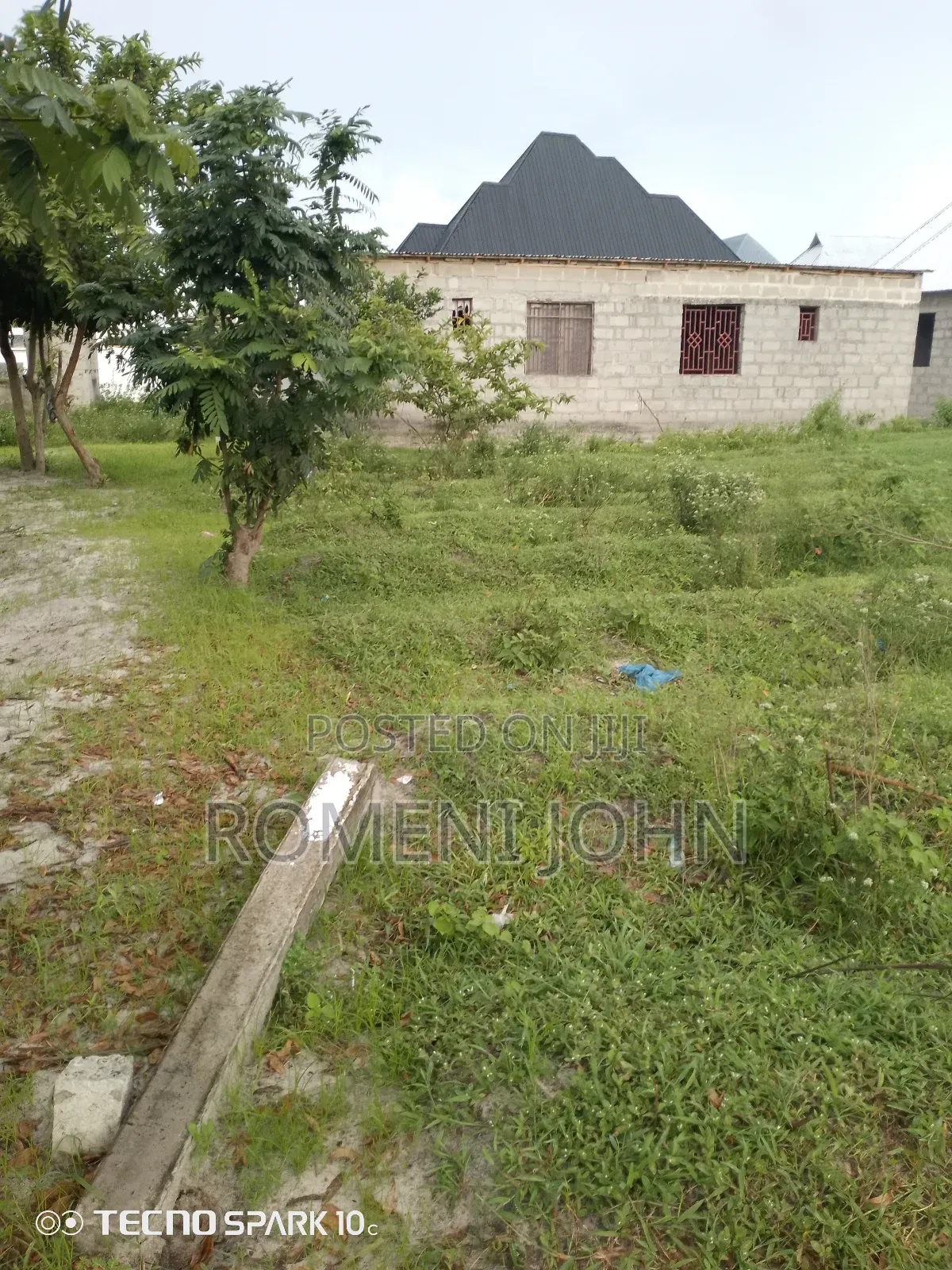 Kiwanja Sqmita 144 Kinauzwa Milioni 3.6 Majohe Viwege.