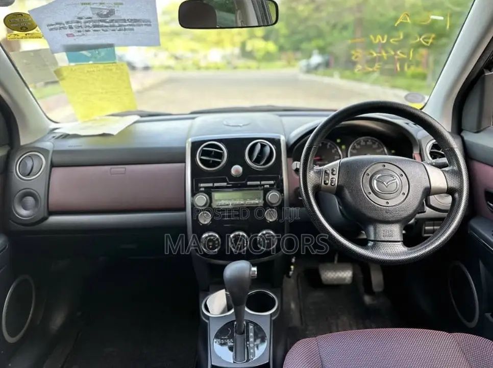 Mazda Verisa 2008 Burgundy