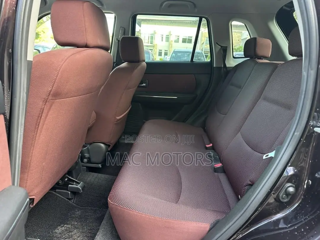 Mazda Verisa 2008 Burgundy
