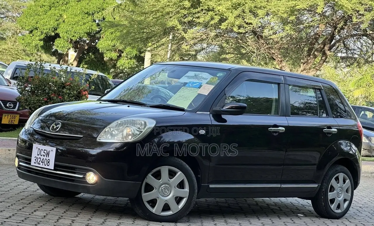 Mazda Verisa 2008 Burgundy