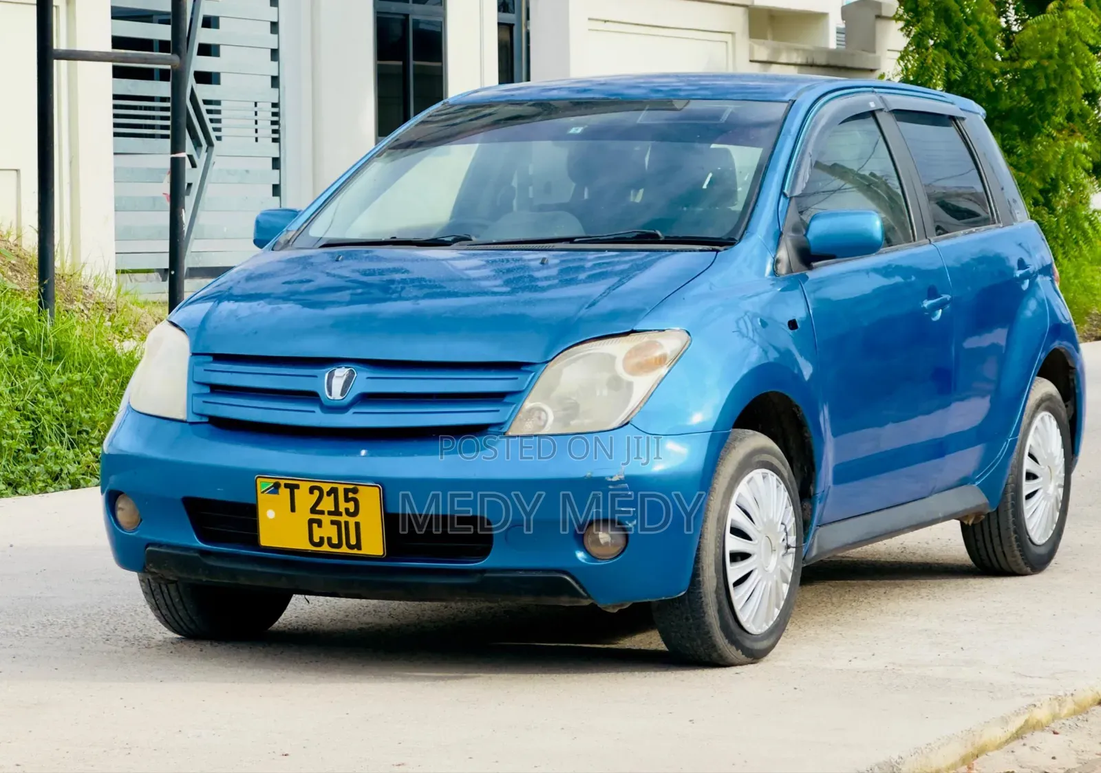 Toyota IST 2004 Blue