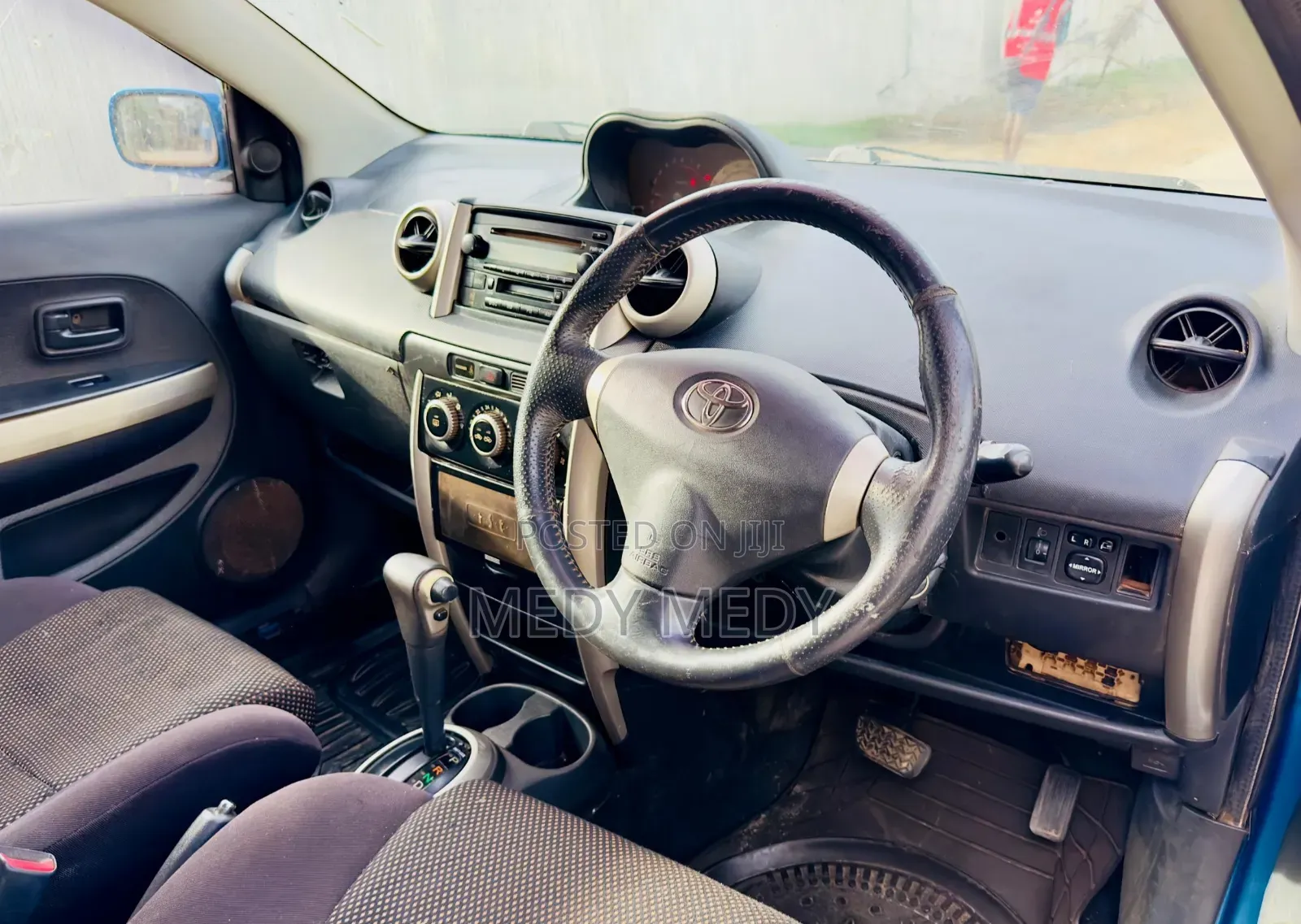 Toyota IST 2004 Blue