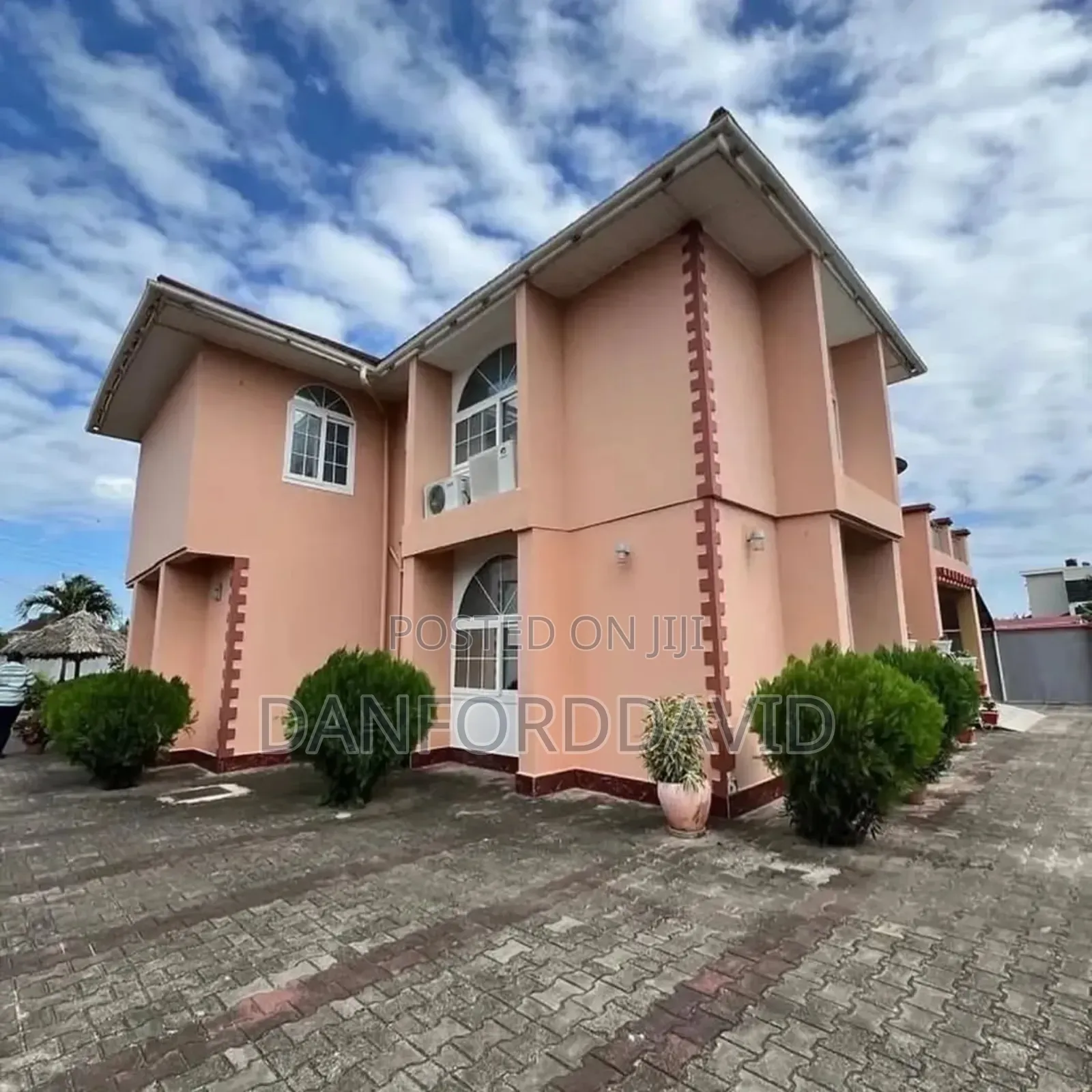 5bdrm House in Kahwa Real State, Mbezi Beach for sale