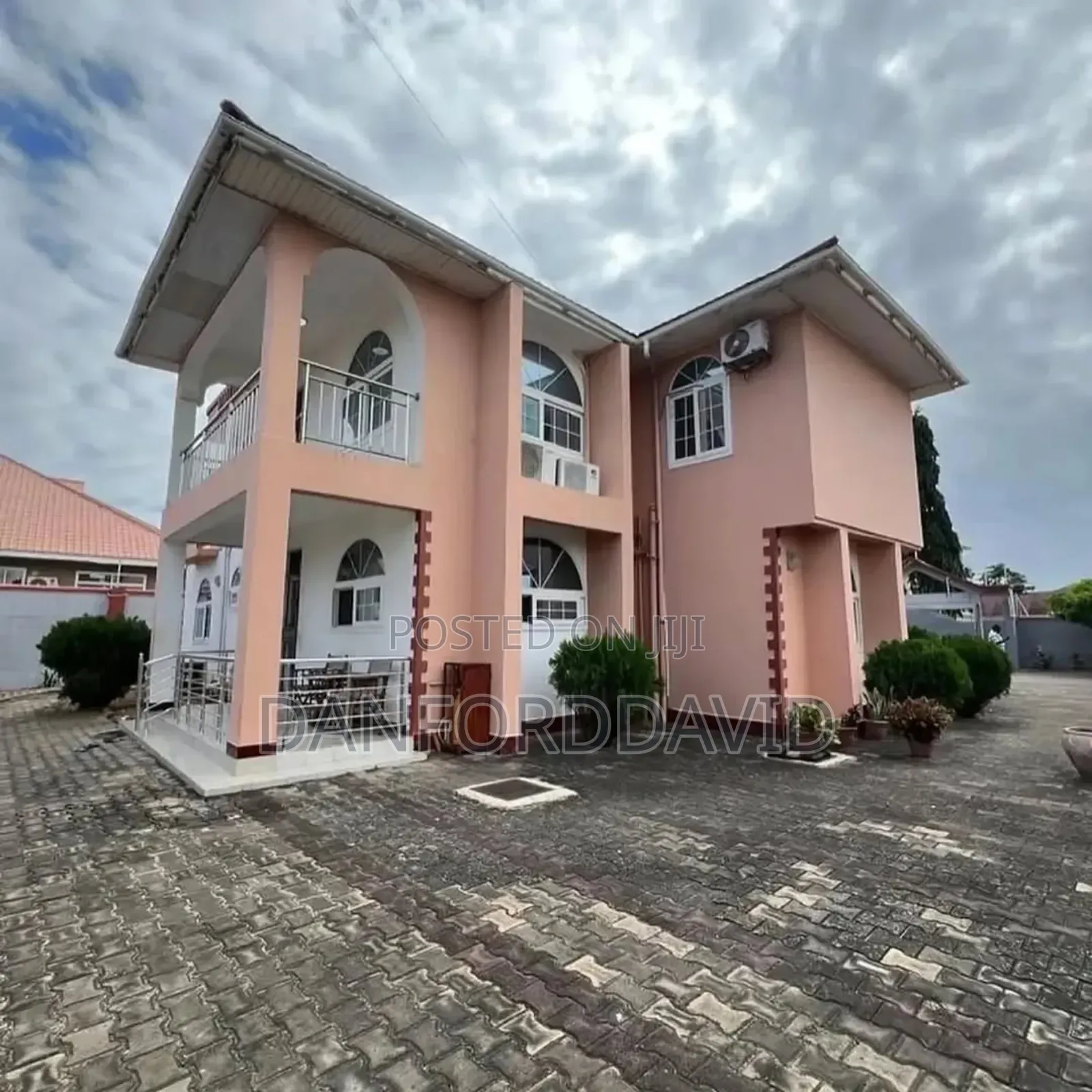 5bdrm House in Kahwa Real State, Mbezi Beach for sale