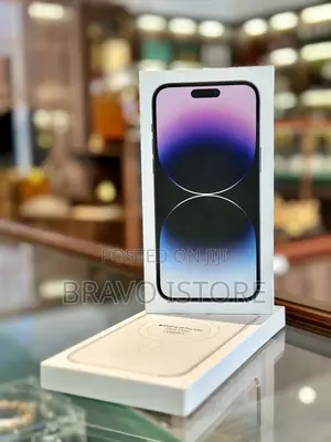 New Apple iPhone 14 Pro Max 256 GB Purple