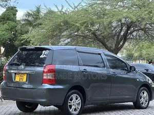Toyota Wish 2005 Gray