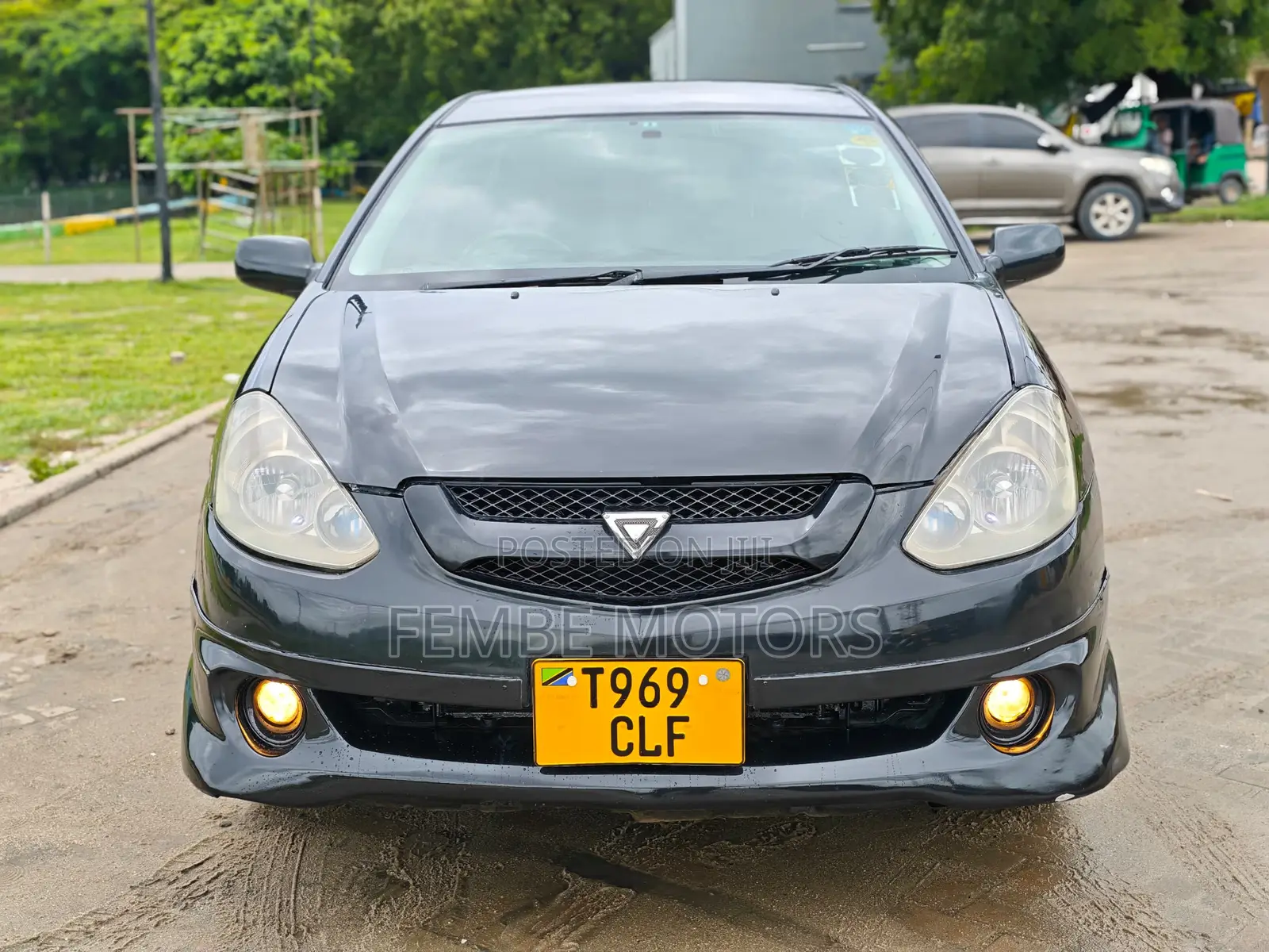 Toyota Caldina 2005 Gray