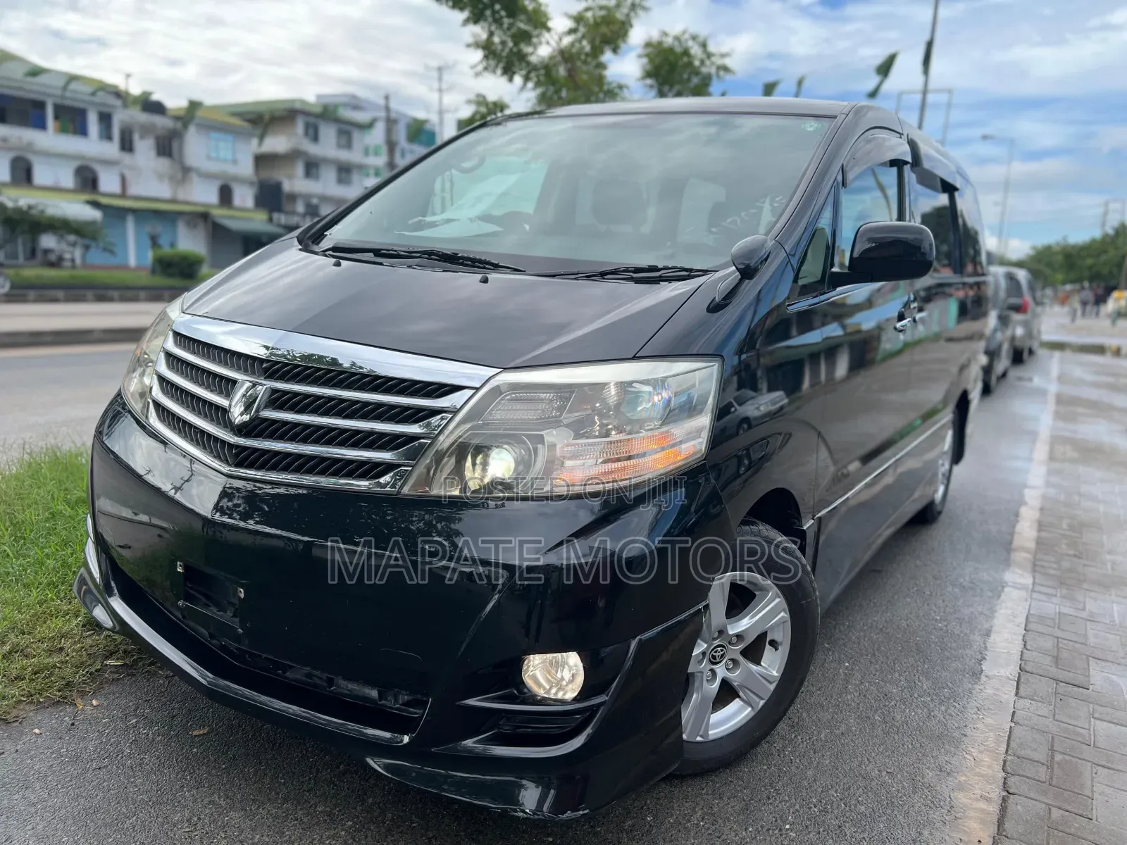 Toyota Alphard 2.4 Petrol AWD 2005 Black
