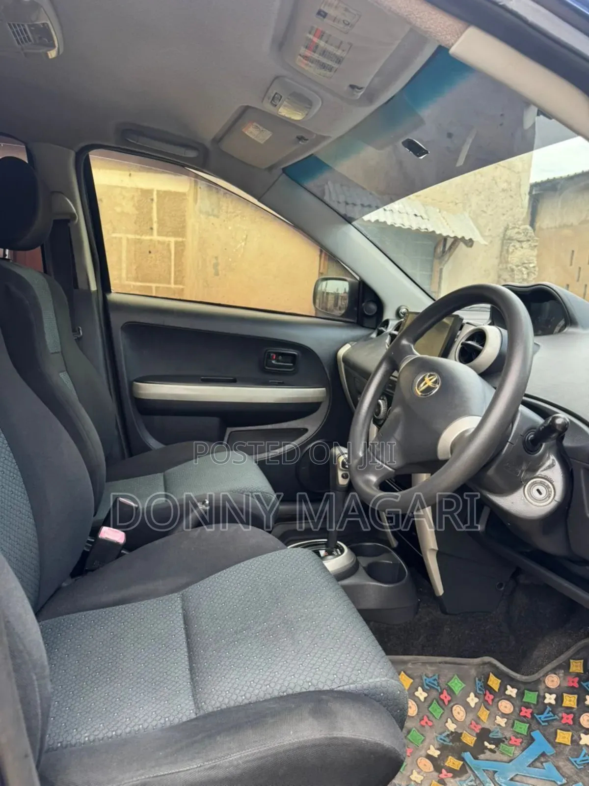 Toyota IST 2005 Blue