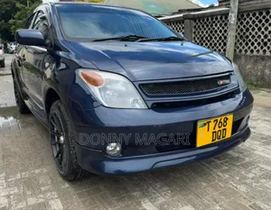 Toyota IST 2005 Blue