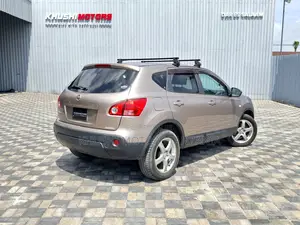 Nissan Dualis 2007 Brown