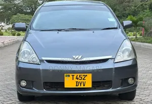 Toyota Wish 2005 Gray