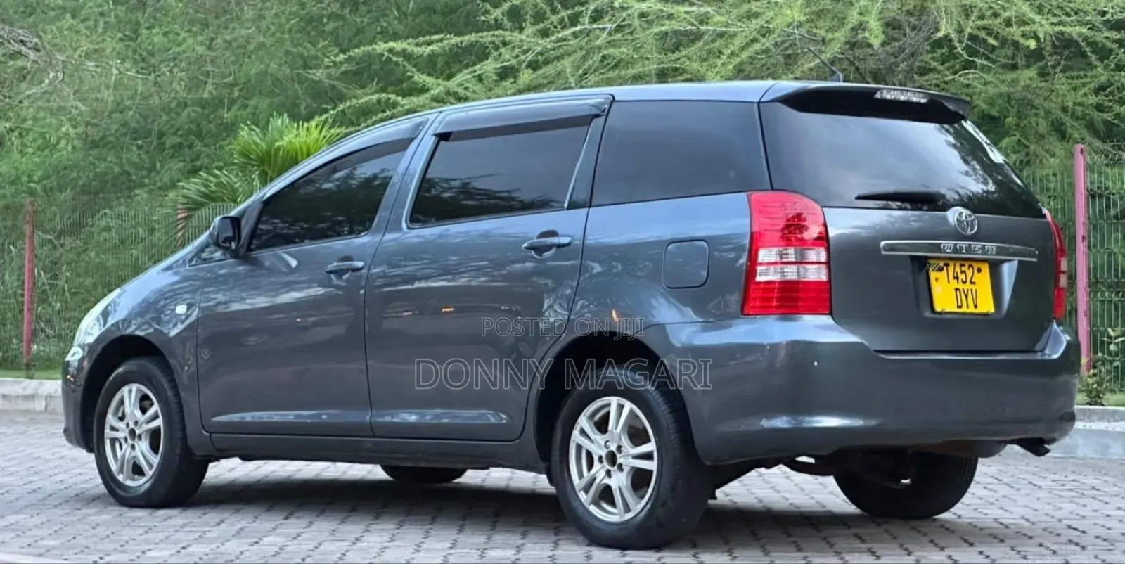 Toyota Wish 2005 Gray
