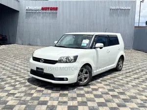 Toyota Corolla Rumion 2011 Pearl