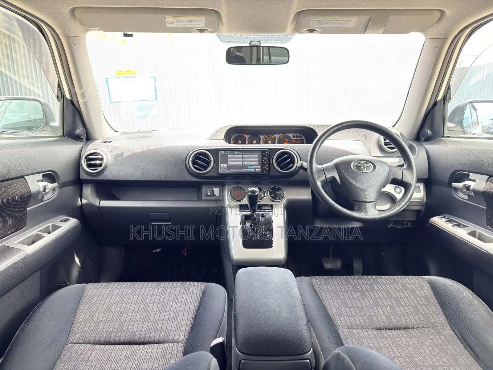 Toyota Corolla Rumion 2011 Pearl